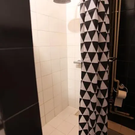 Emilii Plater 36, Centrum